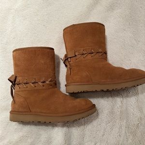 Brown Bow UGGS size 8